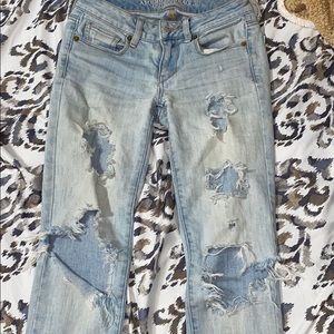 AMERICAN EAGLE JEANS!